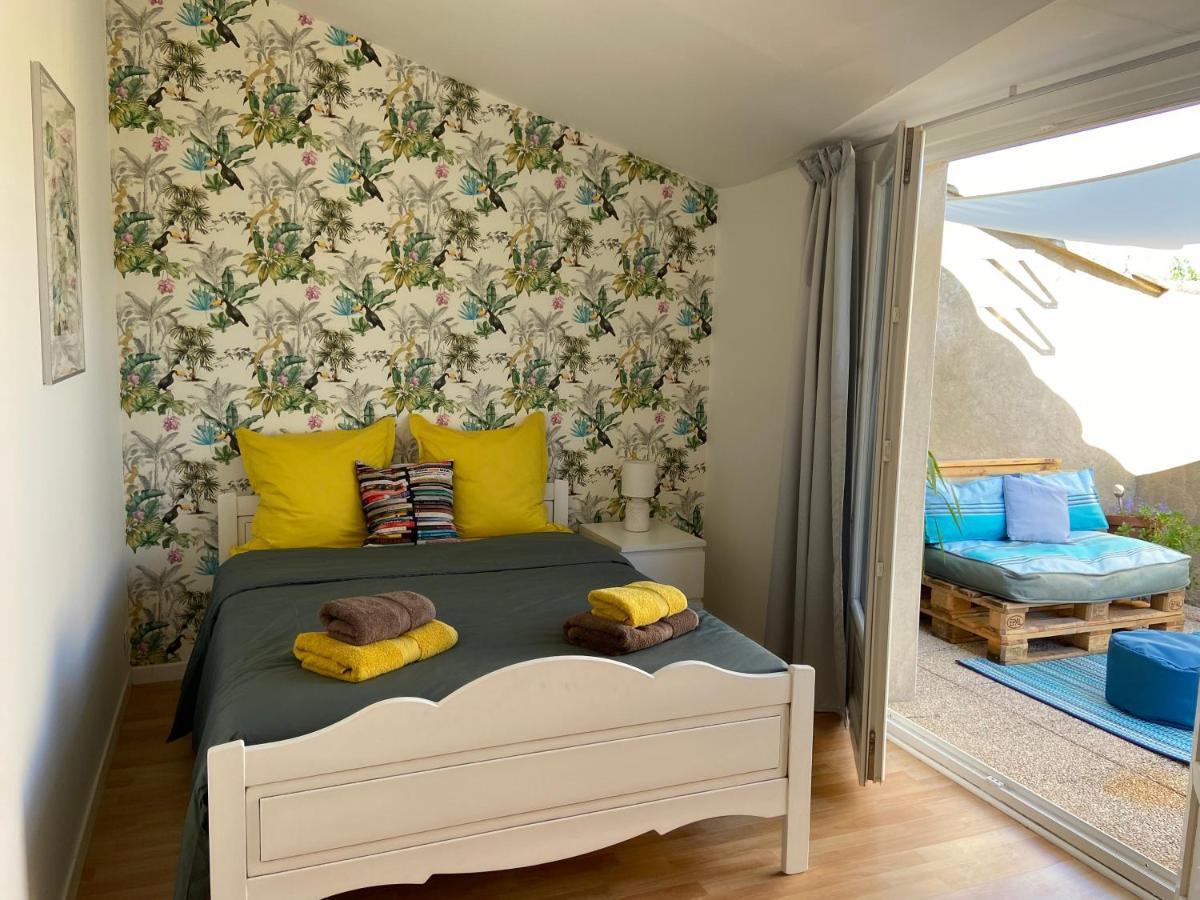 Auberge Gekko Ornaisons מראה חיצוני תמונה