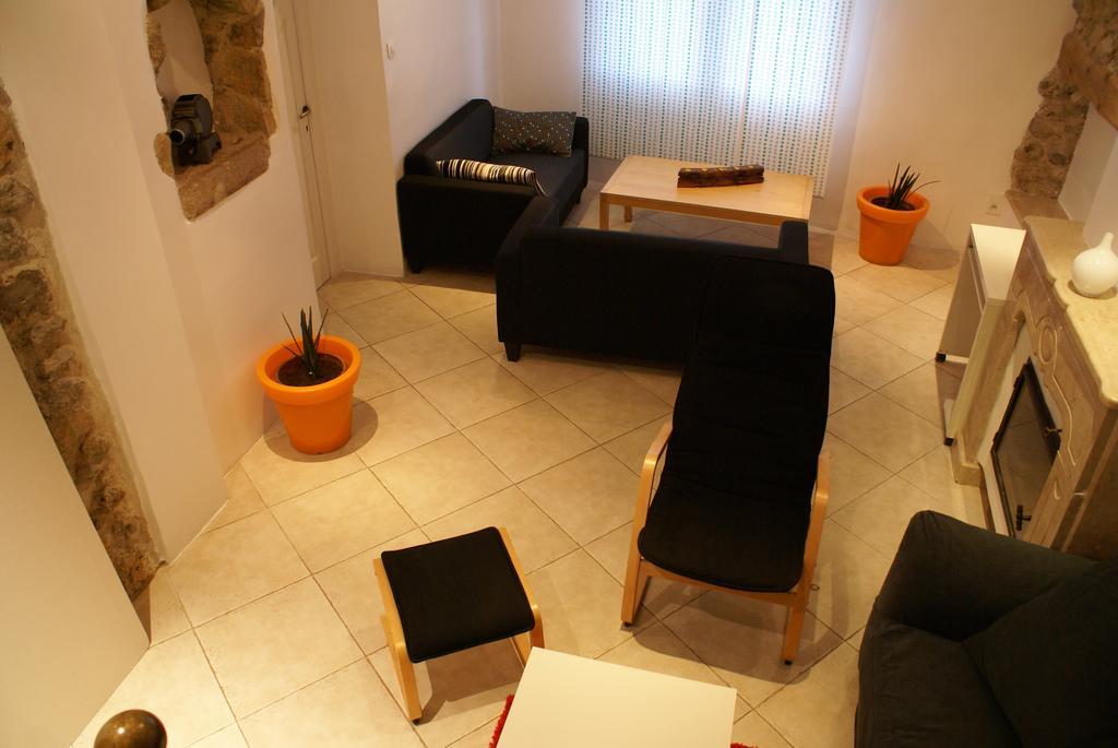Auberge Gekko Ornaisons חדר תמונה